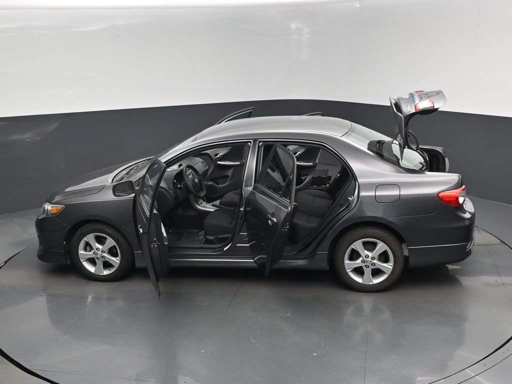 Used 2012 Toyota Corolla S FWD image 17