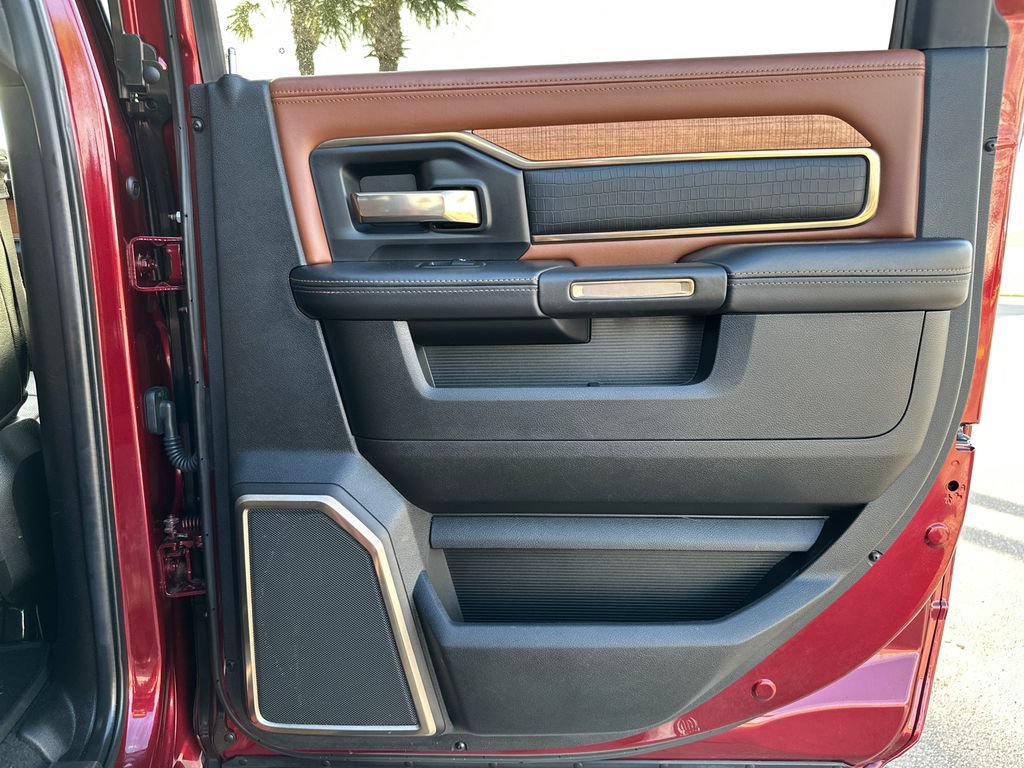 Used 2022 RAM 2500 Limited AWD/4WD image 20