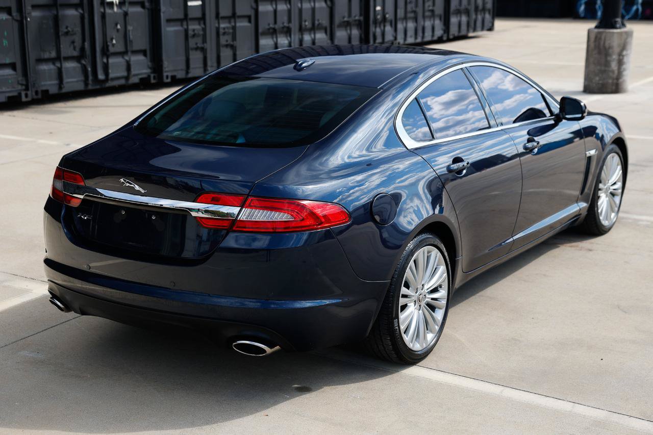 Used 2012 Jaguar XF Portfolio RWD image 11