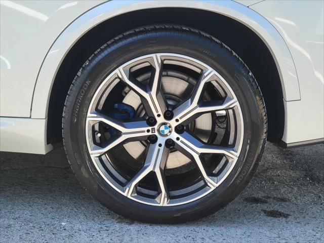 Used 2019 BMW X5 xDrive40i w/ M Sport Package AWD/4WD image 7