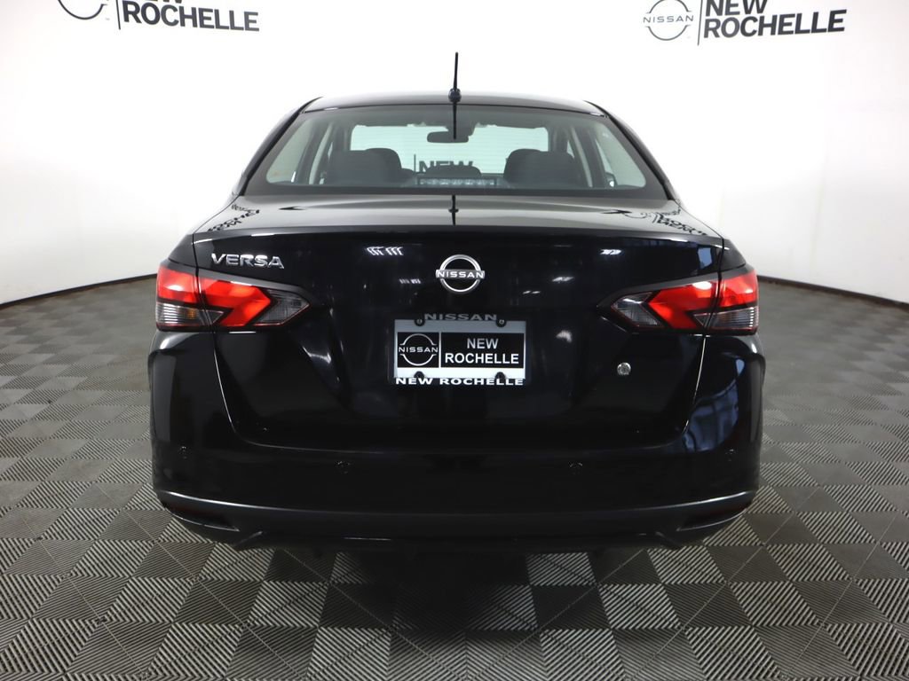 Certified 2025 Nissan Versa S w/ Trunk Package image 6