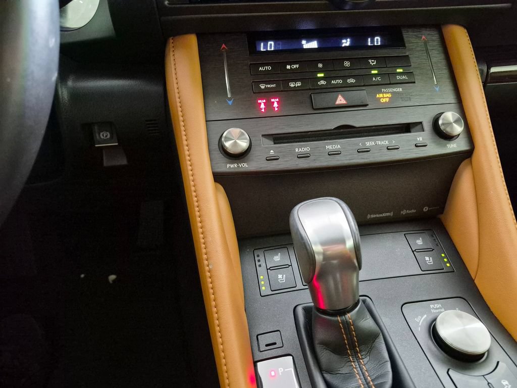 Used 2022 Lexus RC 350 w/ Premium Package RWD image 20