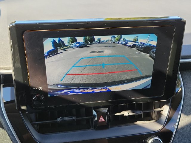 Used 2024 Toyota Corolla LE FWD image 25