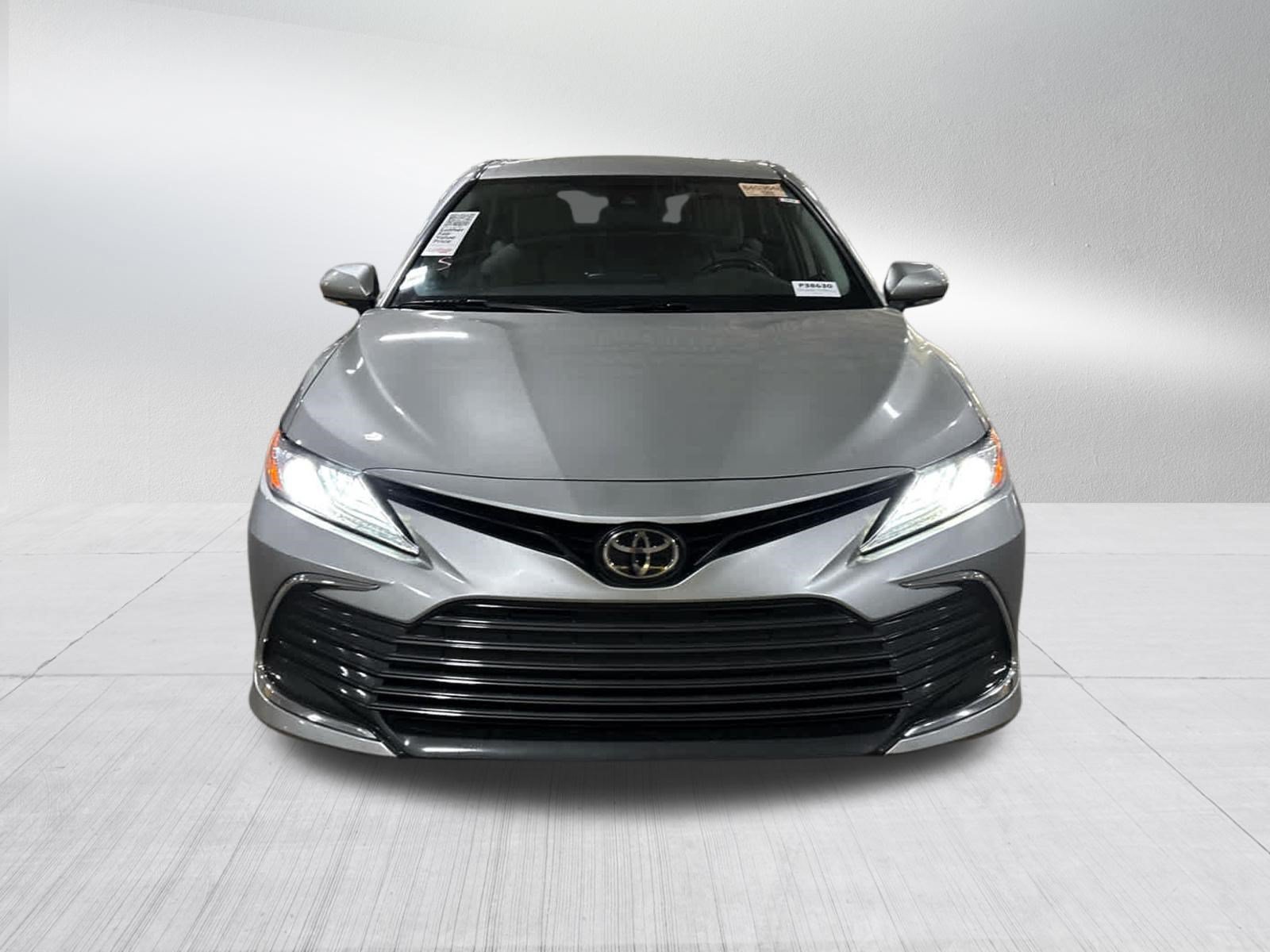 Used 2023 Toyota Camry XLE w/ Cold Weather Package AWD/4WD image 2
