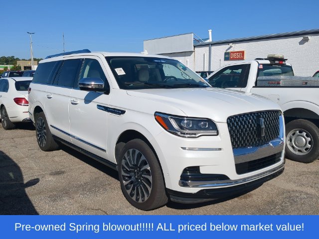 Used 2022 Lincoln Navigator L Black Label AWD/4WD image 4