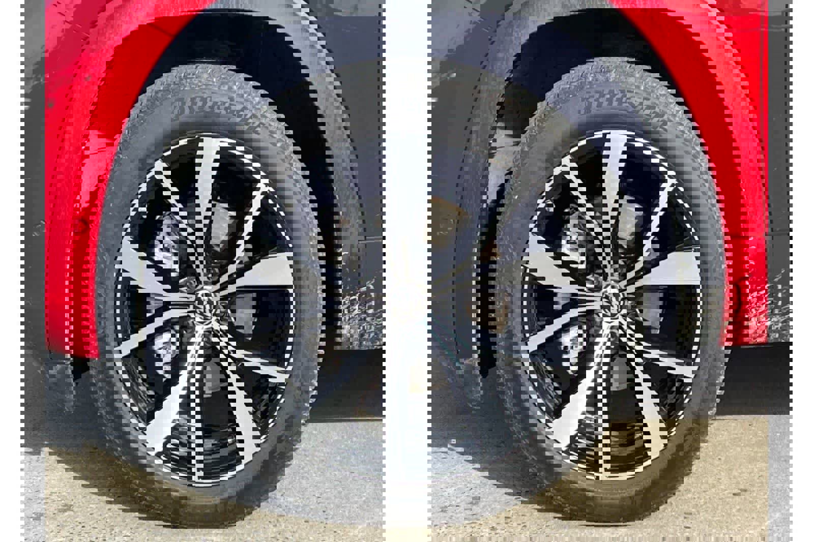 Used 2024 Volkswagen Atlas SEL Premium R-Line image 29