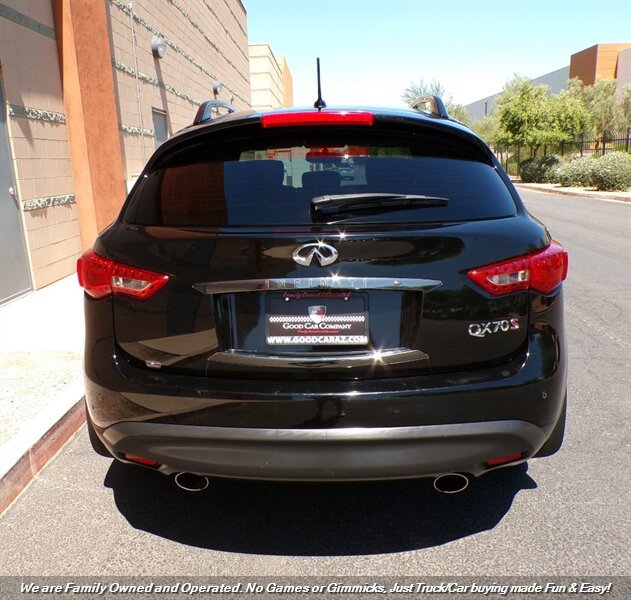Used 2017 INFINITI QX70 AWD w/ Premium Package image 4