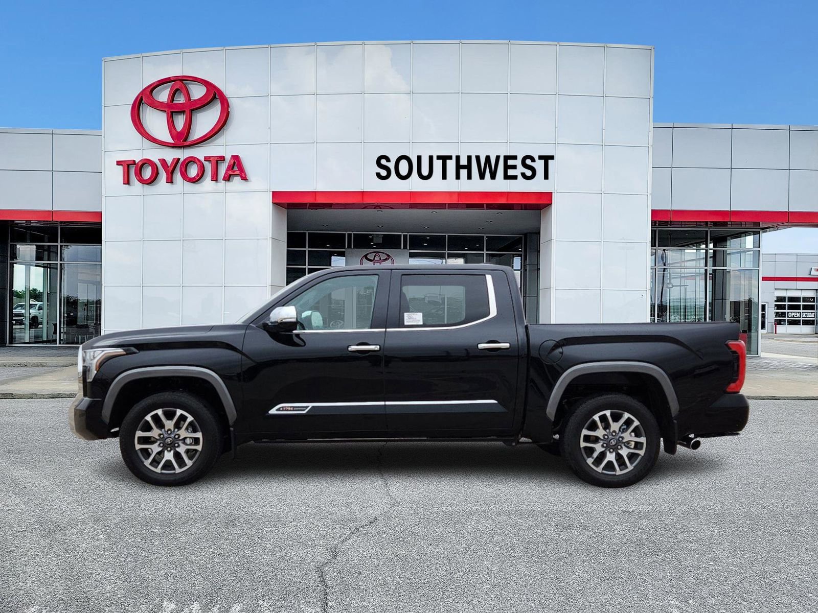 New 2025 Toyota Tundra 1794 Edition video 3