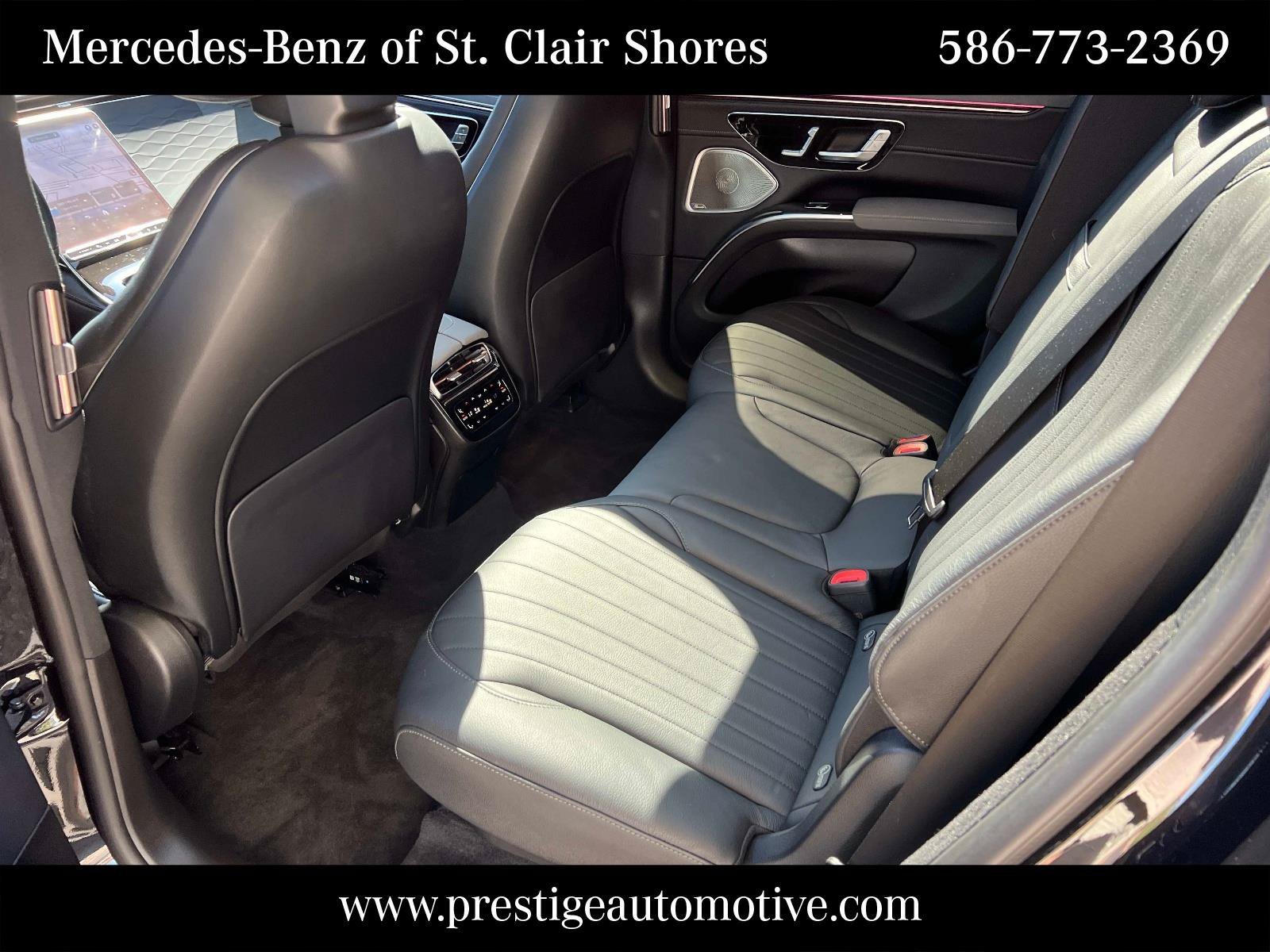 Used 2023 Mercedes-Benz EQS 450+ SUV image 14
