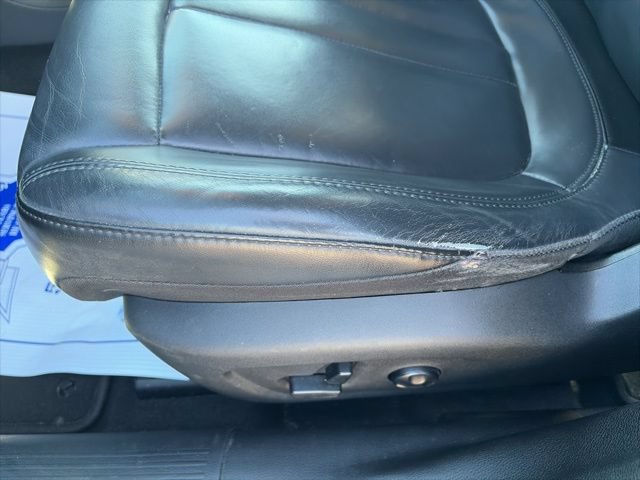 Used 2017 Chrysler 200 Limited Platinum FWD image 18
