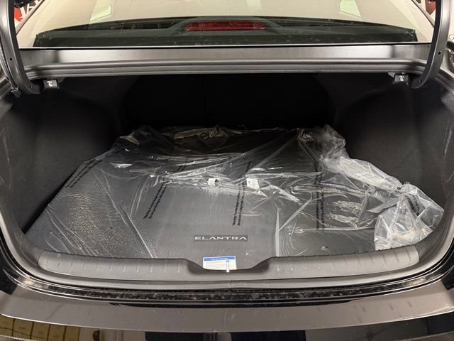 New 2026 Hyundai Elantra SEL Sport Premium FWD image 14