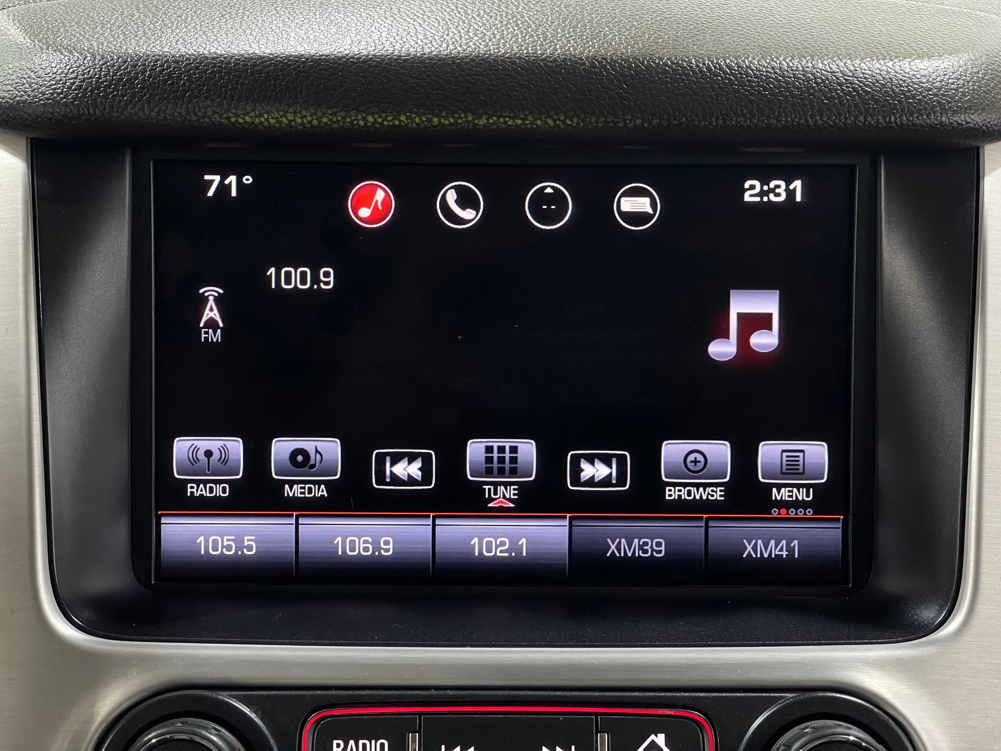 Used 2016 GMC Yukon SLE w/ HD Trailering Package AWD/4WD image 21