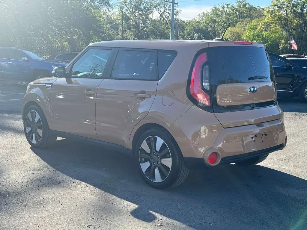 Used 2014 Kia Soul ! w/ Sun & Sound Package FWD image 4