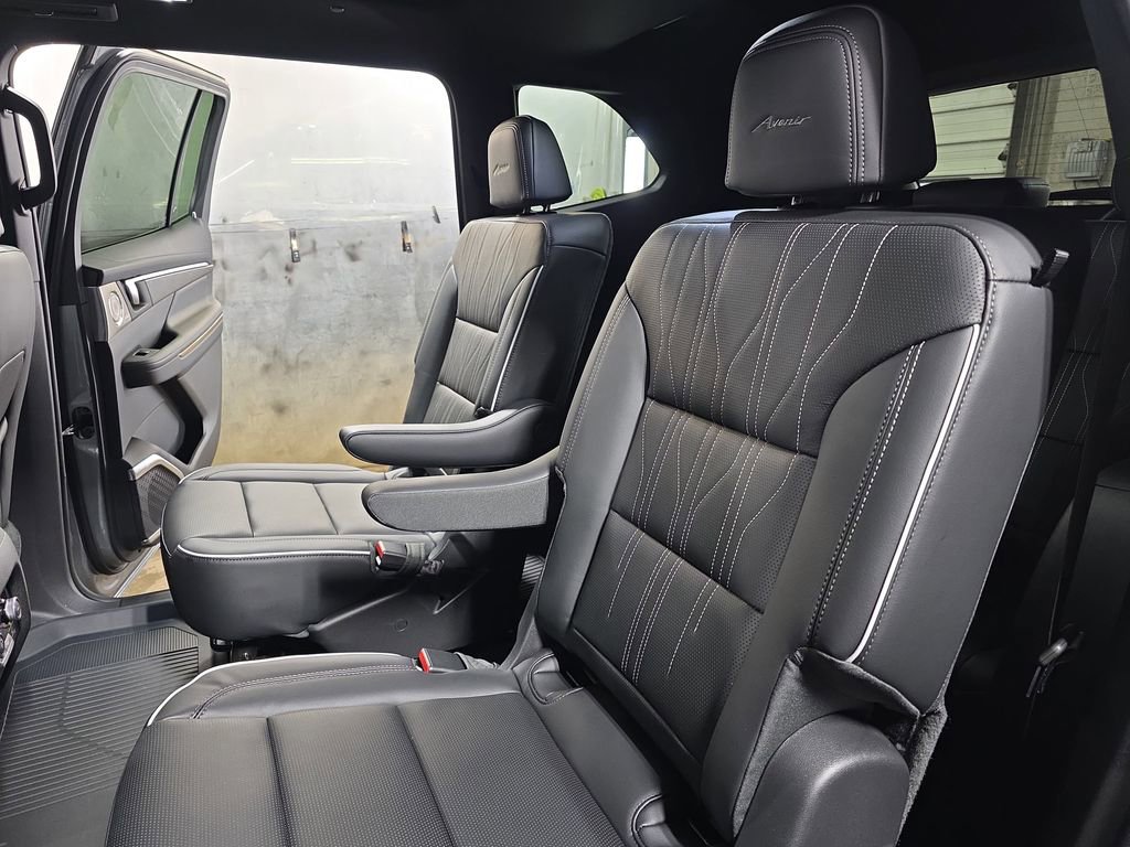 New 2026 Buick Enclave Avenir w/ Super Cruise Package image 16