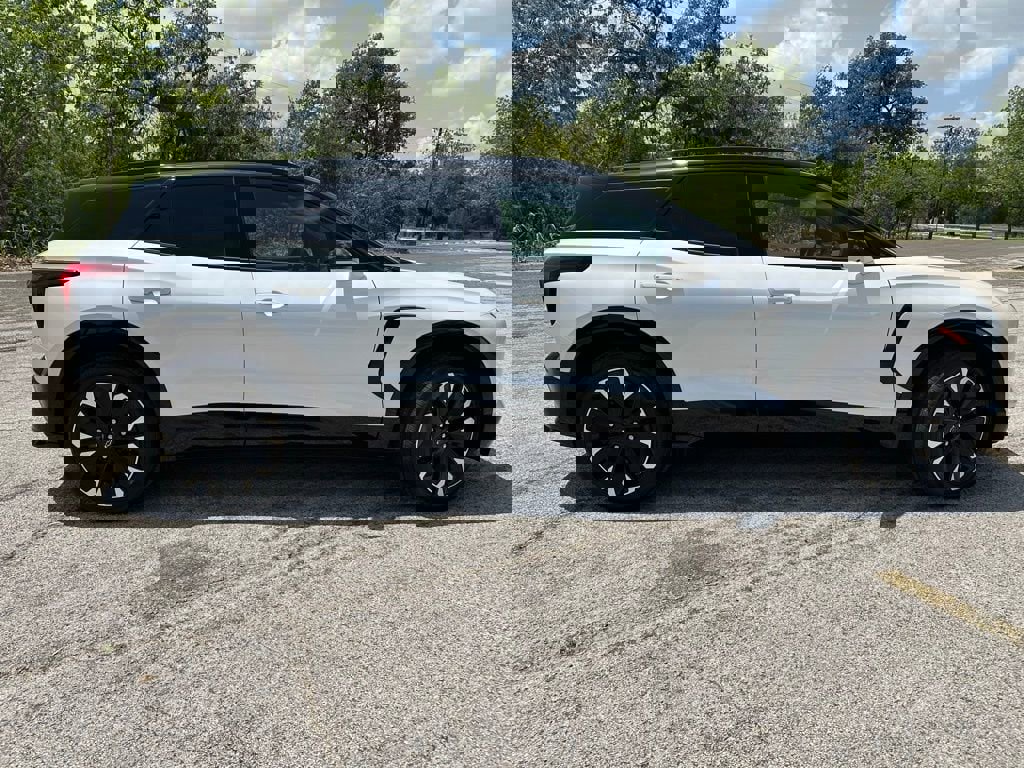 New 2025 Chevrolet Blazer EV RS RWD image 6