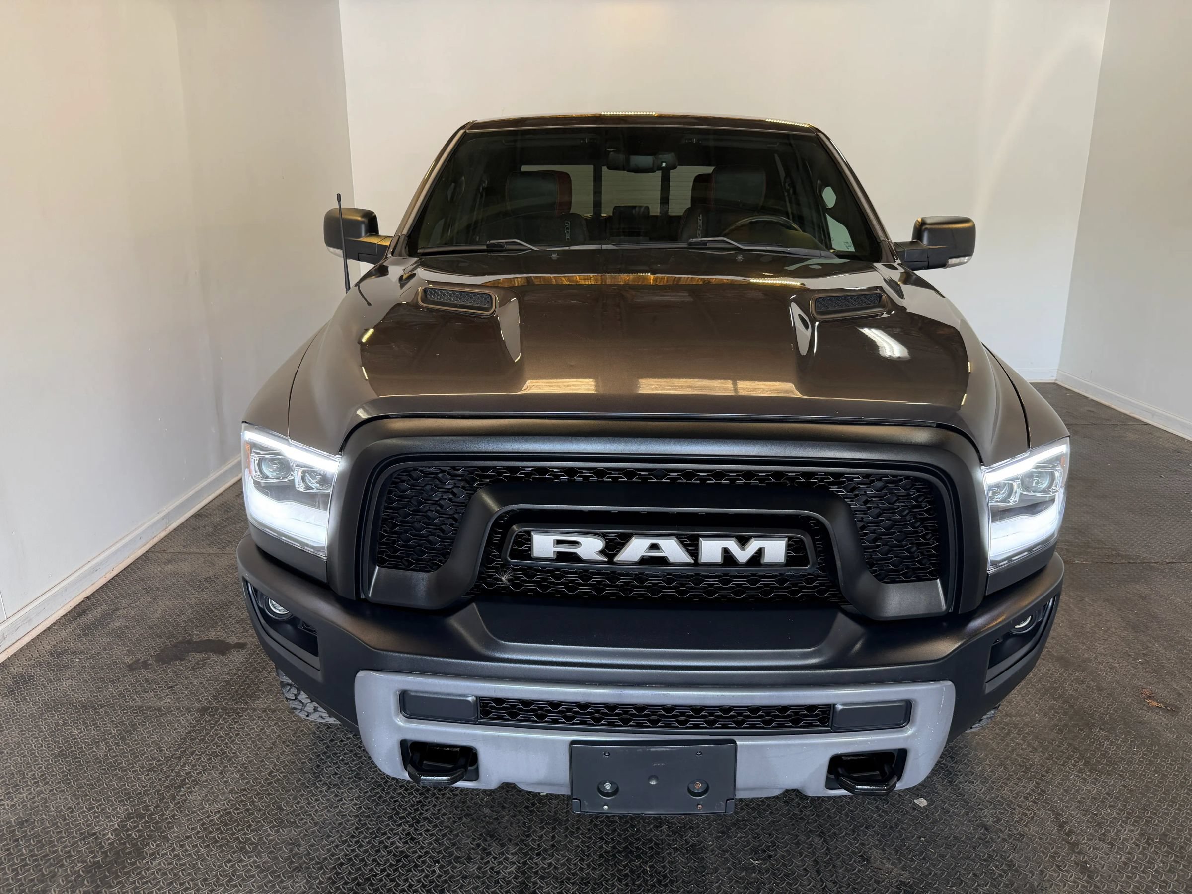 Used 2016 RAM 1500 Rebel w/ Luxury Group AWD/4WD image 3