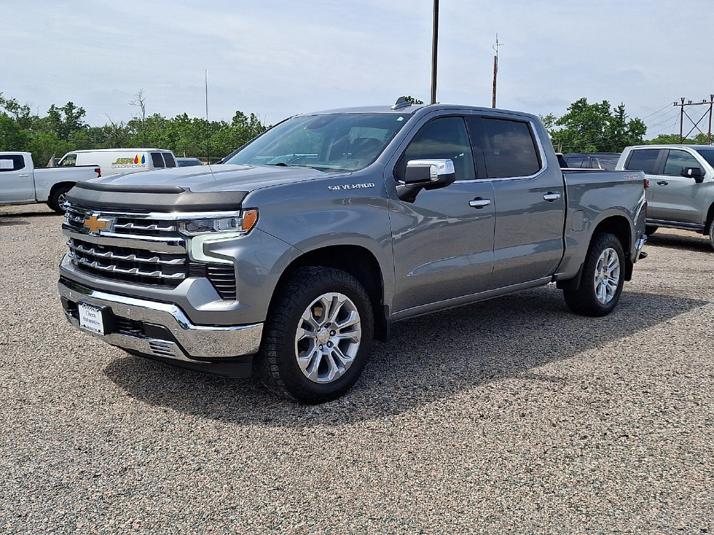 Used 2024 Chevrolet Silverado 1500 LTZ w/ LTZ Convenience Package II AWD/4WD image 6
