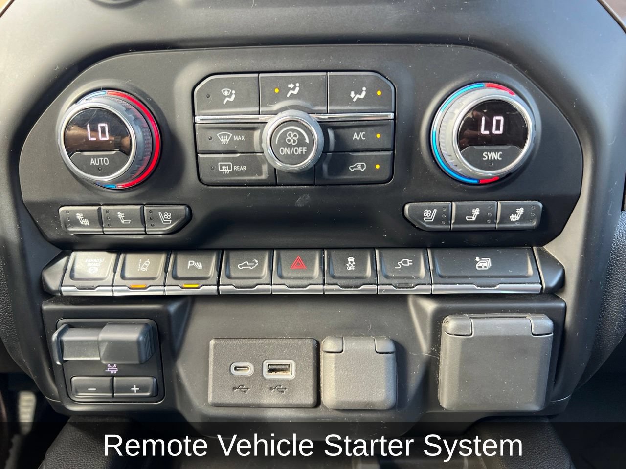 Used 2022 Chevrolet Silverado 3500 High Country AWD/4WD image 18