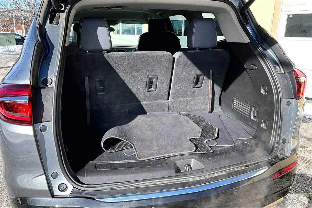 Used 2018 Buick Enclave Essence image 33