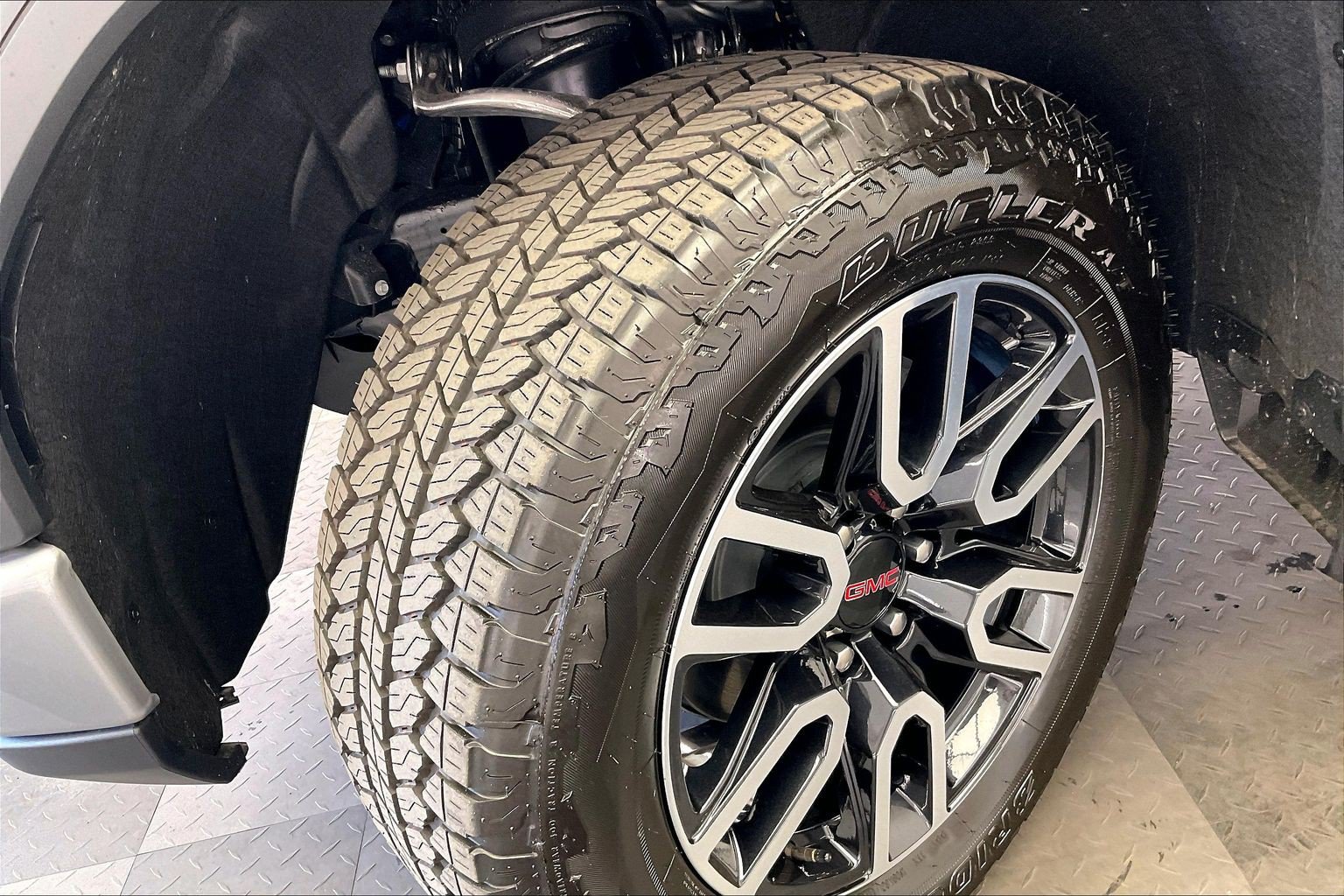 Used 2026 GMC Sierra 1500 AT4 w/ AT4 Premium Package AWD/4WD image 33