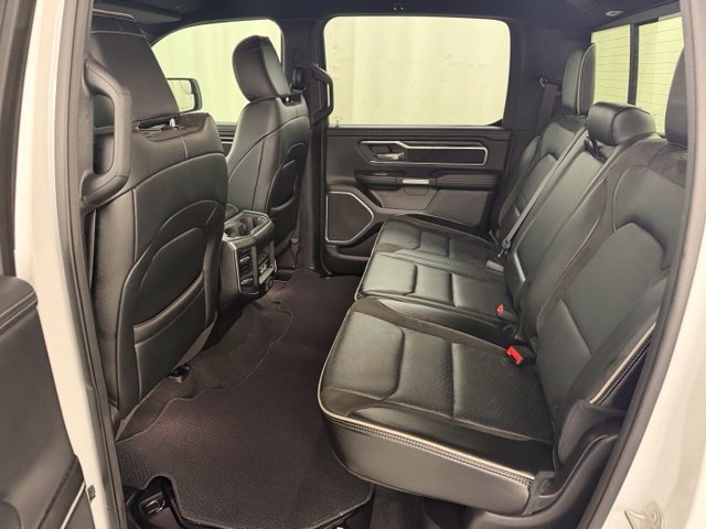 Used 2023 RAM 1500 Laramie AWD/4WD image 17