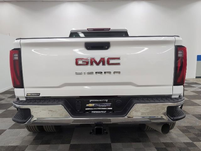 Used 2024 GMC Sierra 3500 Pro AWD/4WD image 6