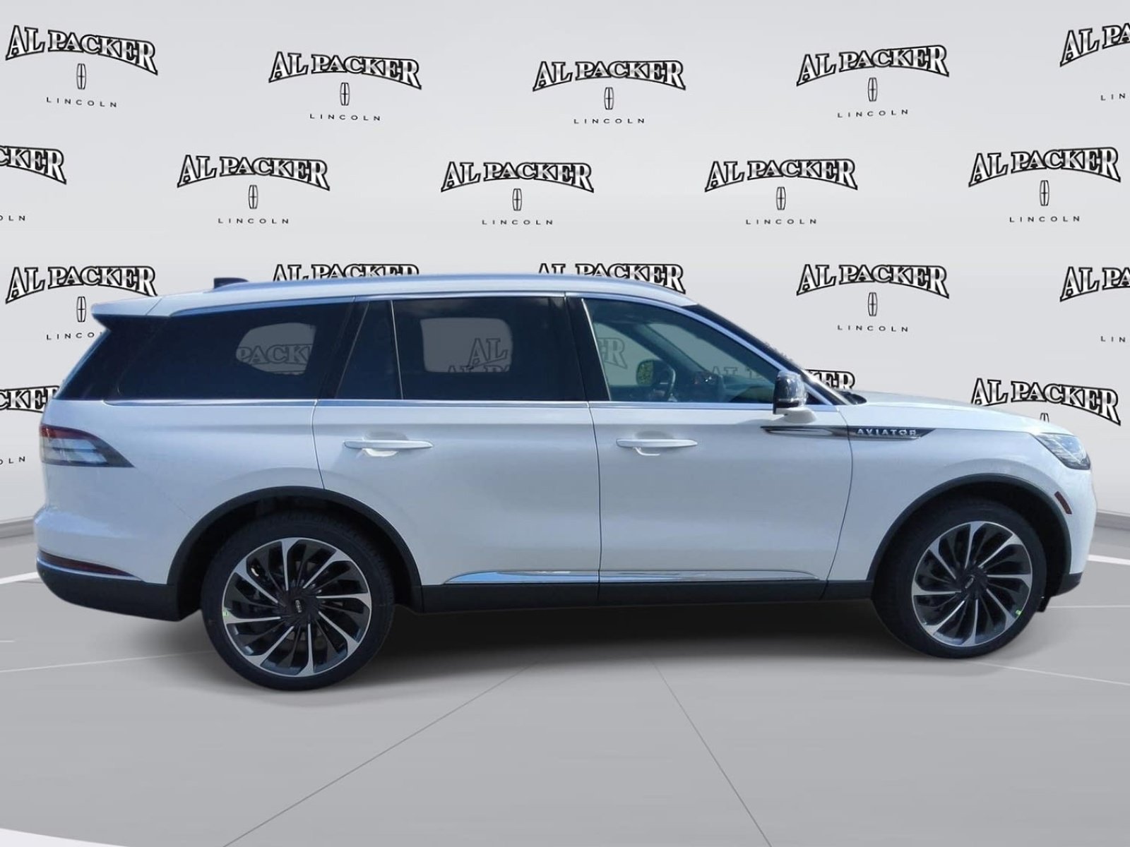 New 2026 Lincoln Aviator Reserve AWD/4WD image 6