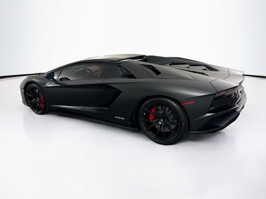 Used 2018 Lamborghini Aventador S AWD/4WD image 40