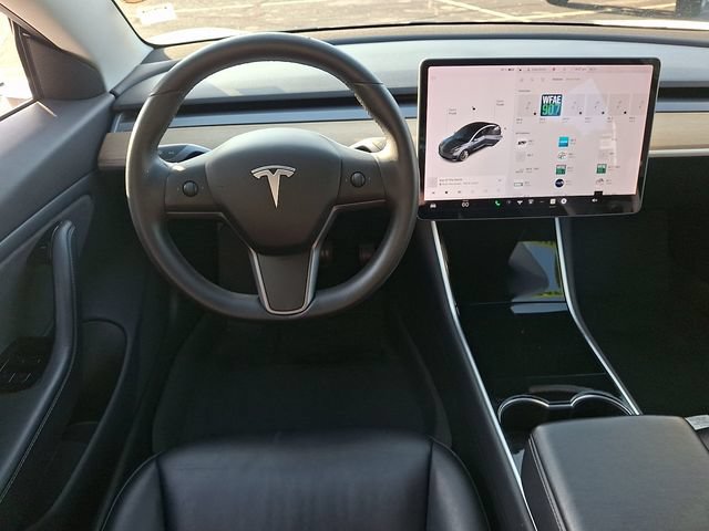 Used 2019 Tesla Model 3 Mid Range RWD image 11