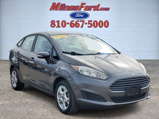 Used 2015 Ford Fiesta SE image 2