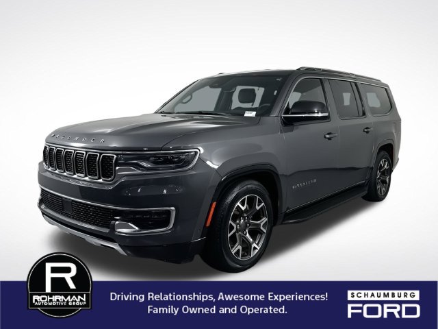 Used 2024 Jeep Wagoneer L Series III w/ Flexible Seating Group AWD/4WD image 1