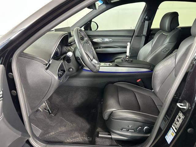 Used 2024 Genesis GV70 3.5T Sport image 11