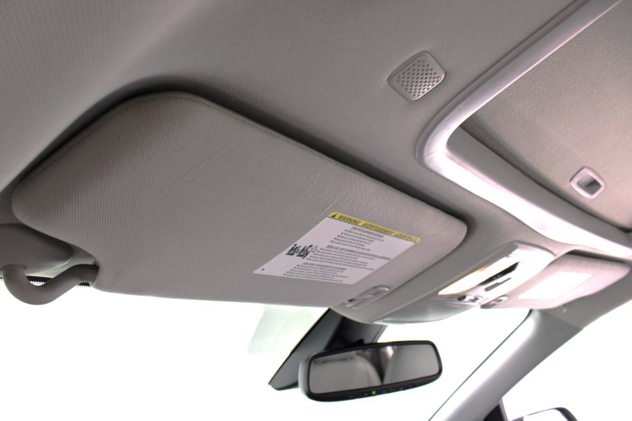 Used 2020 Toyota Sienna XLE Premium FWD image 57