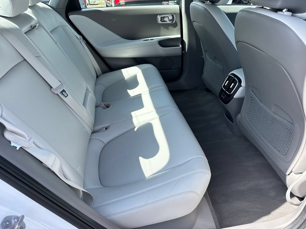Used 2024 Hyundai Ioniq 6 SEL RWD image 18