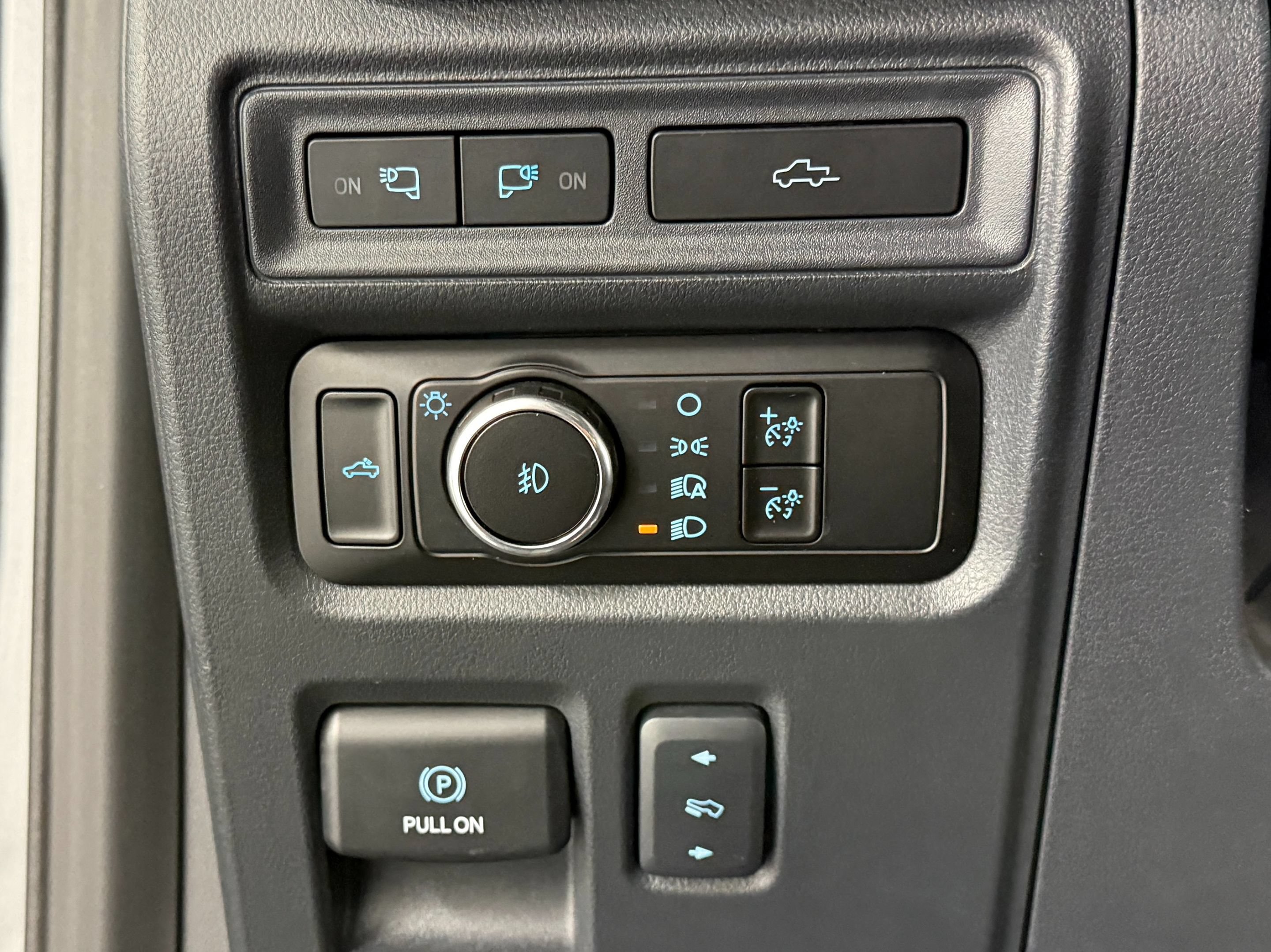 Used 2023 Ford F150 Lariat w/ Equipment Group 502A High AWD/4WD image 21