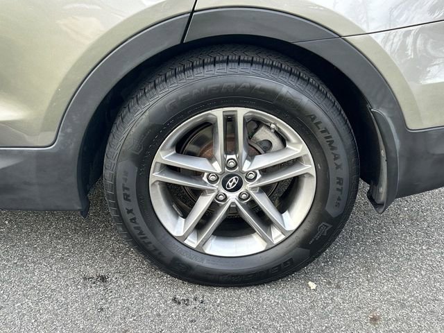 Used 2018 Hyundai Santa Fe Sport image 11