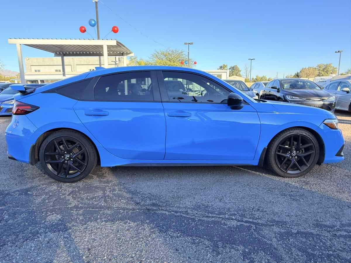 Used 2022 Honda Civic Sport image 11