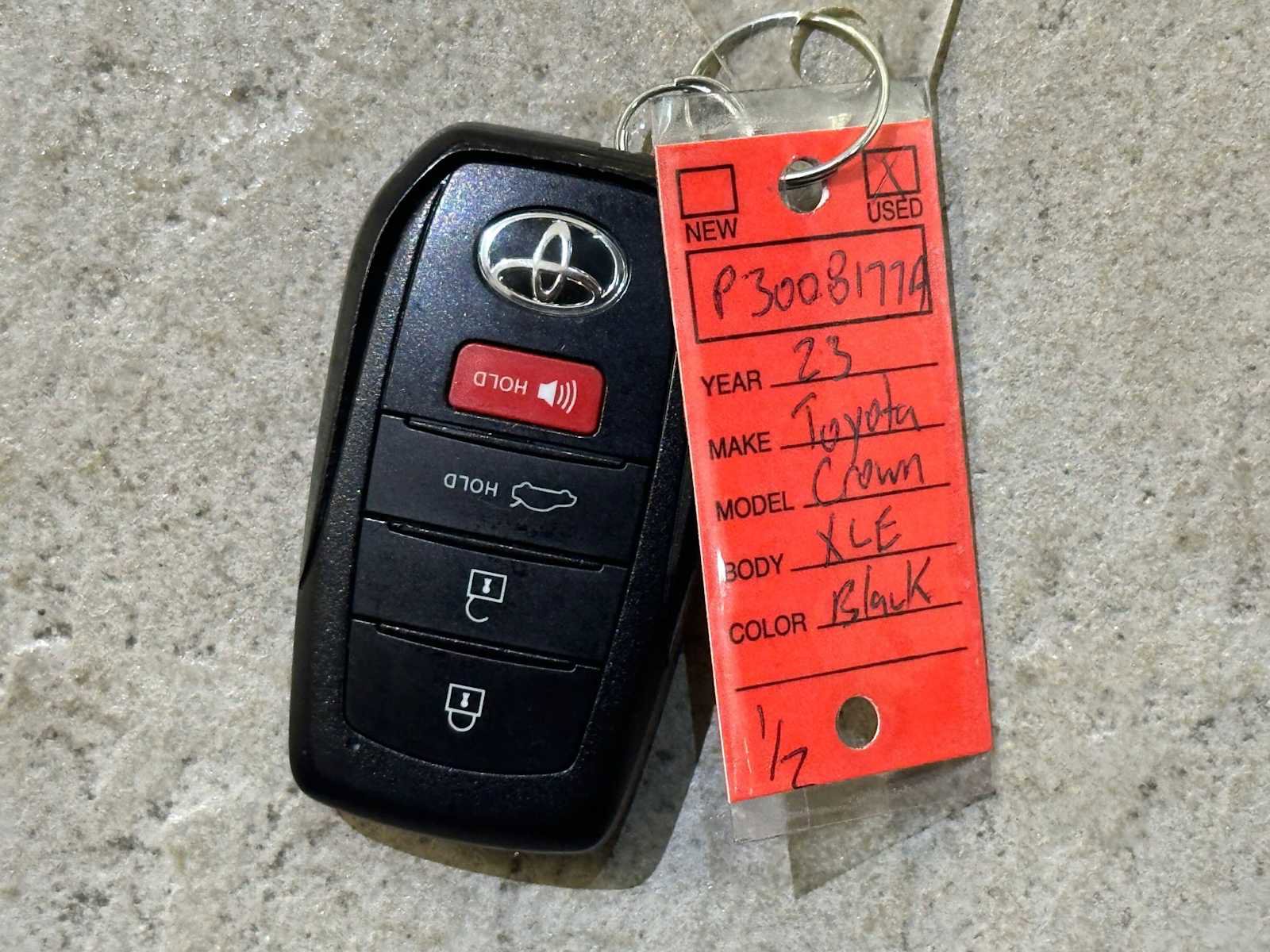 Certified 2023 Toyota Crown XLE image 32