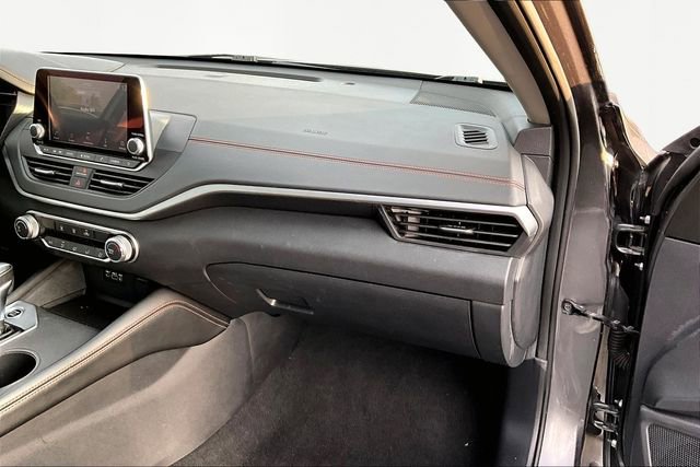 Used 2022 Nissan Altima 2.5 SR image 18