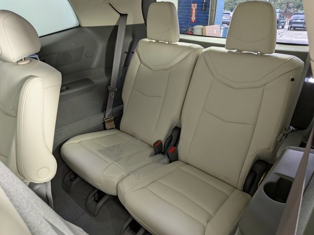 New 2025 Cadillac XT6 Premium Luxury w/ LPO, Floor Liner Package image 32