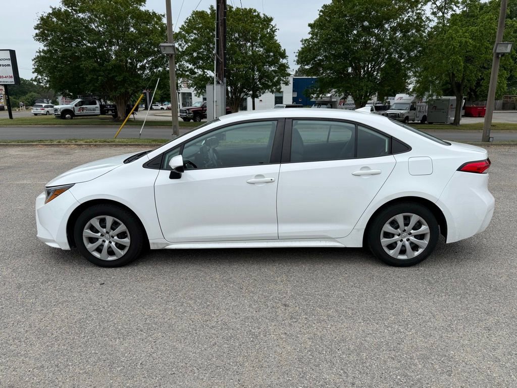 Certified 2022 Toyota Corolla LE FWD image 8