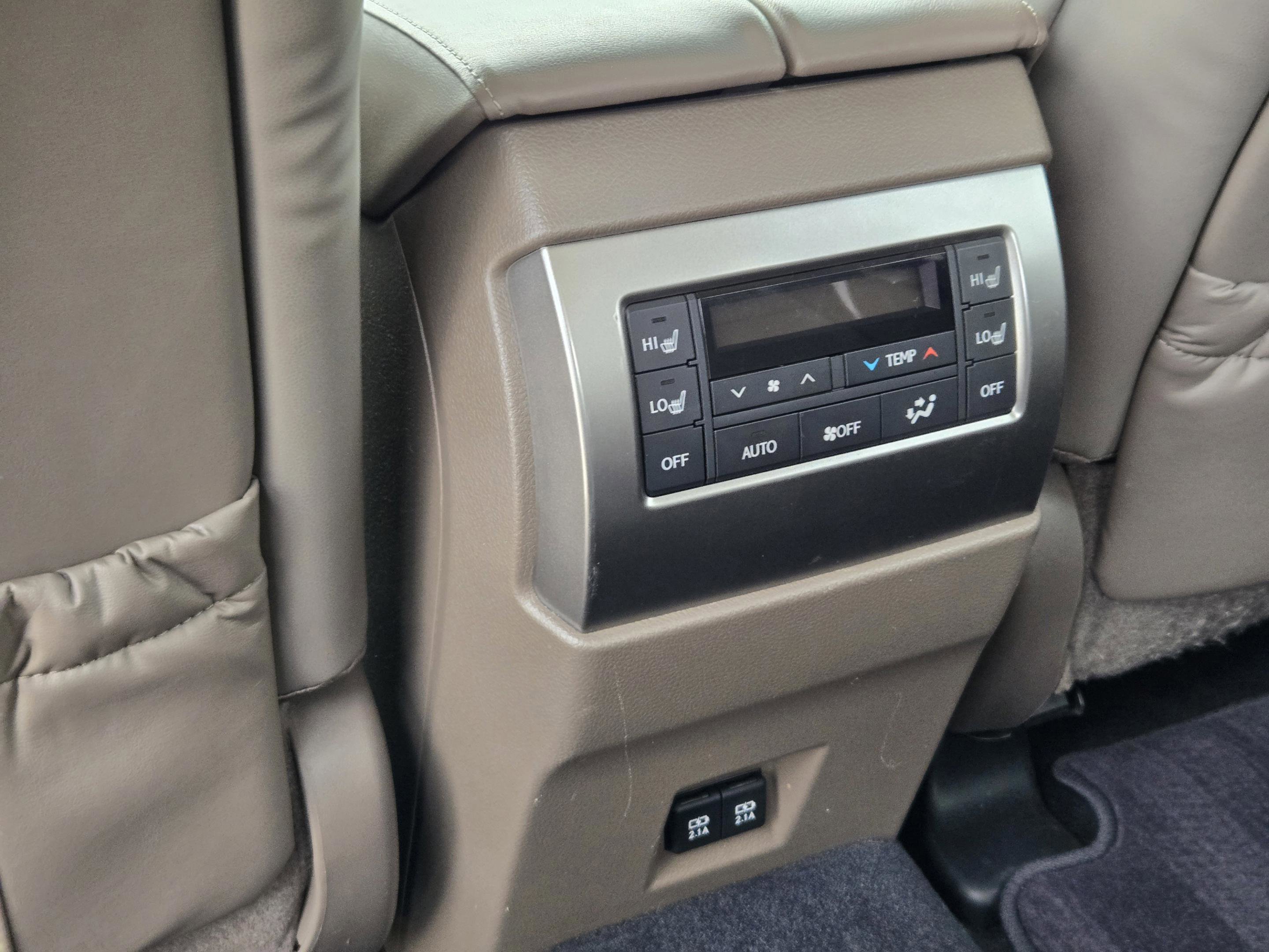 Certified 2023 Lexus GX 460 Premium w/ Accessory Package AWD/4WD image 31