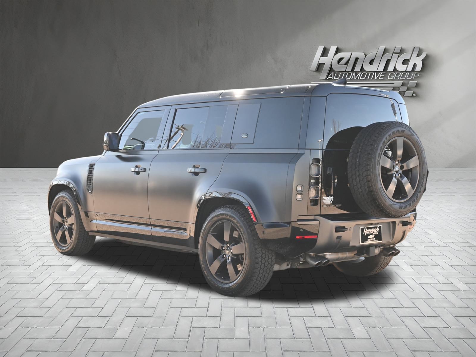 Used 2023 Land Rover Defender 110 Carpathian Edition image 9