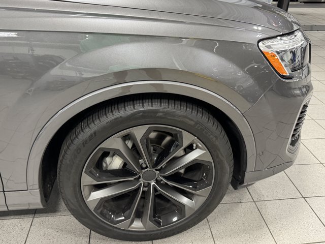Used 2026 Audi Q7 3.0T Premium Plus w/ Premium Plus Package AWD/4WD image 9