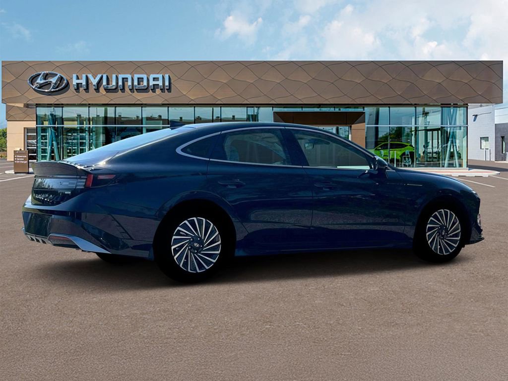 New 2025 Hyundai Sonata SEL image 8