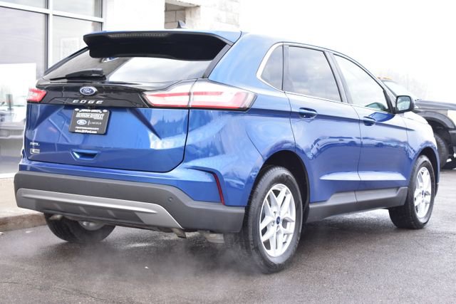 Used 2021 Ford Edge SEL w/ Cargo Accessory Package image 11