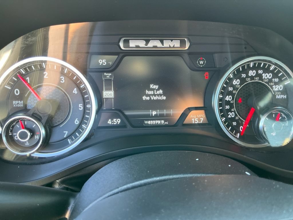 Used 2025 RAM 1500 Big Horn AWD/4WD image 19