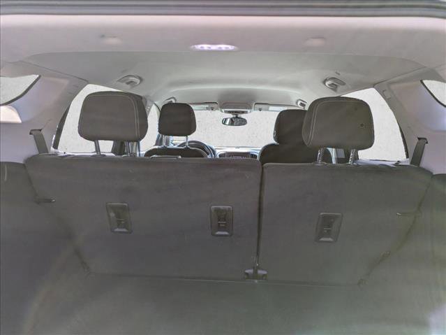 Used 2024 GMC Terrain SLE image 6