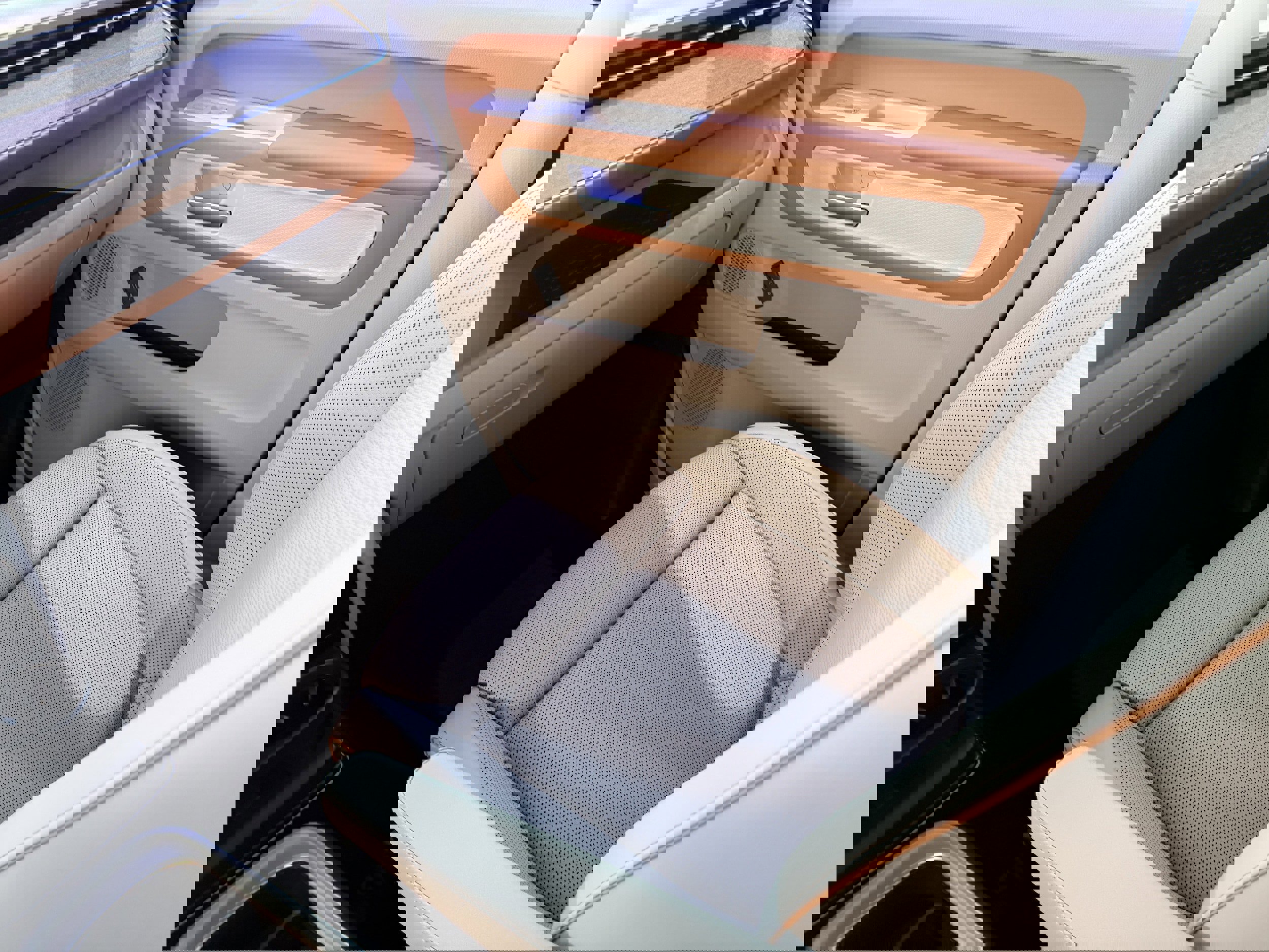 New 2025 Volkswagen ID. Buzz 1st Edition image 14