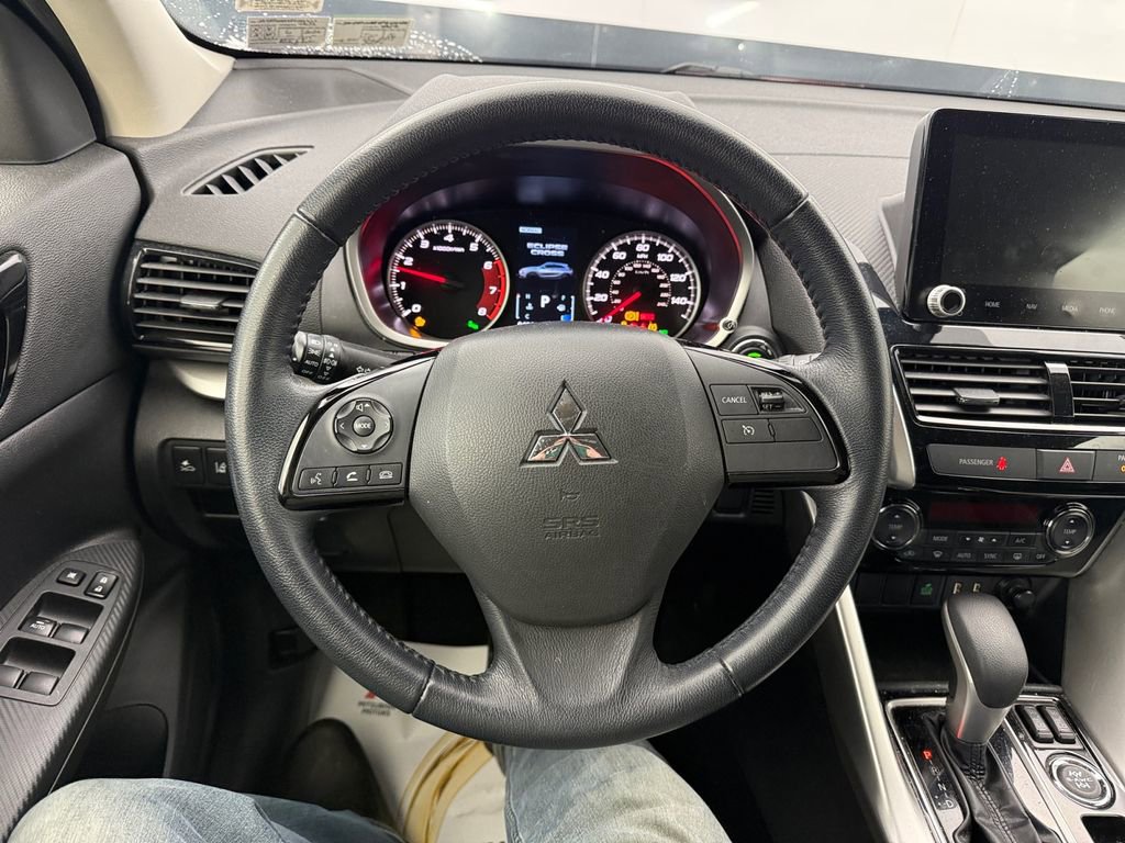 Used 2023 Mitsubishi Eclipse Cross SEL image 15